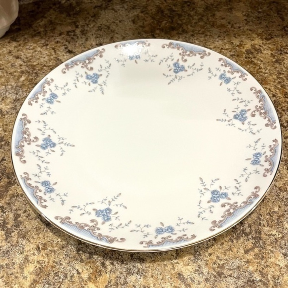 Imperial China Dalton SEVILLE Round Platter/Chop Plate 12" #5303 Blue Round
